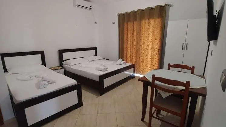 Basic Üç Kişilik Oda