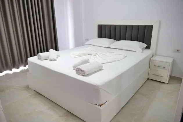 Tek Büyük Yataklı Oda, Balkon