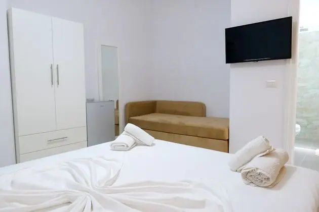 Tek Büyük Yataklı Oda, Balkon