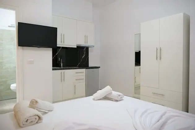 Üç Kişilik Oda, Balkon