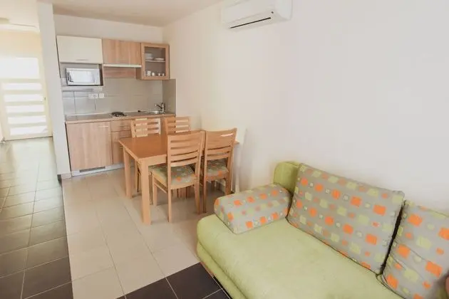 Apart Daire, 1 Yatak Odası (3 Adl+1 Ch)