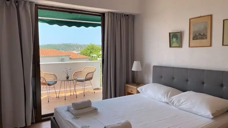 Apart Daire (Željka - 25m from the beach - A1(4))