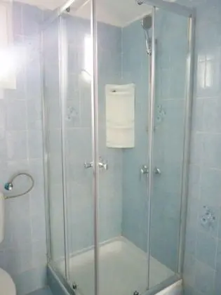 Apart Daire (Željko - affordable and with sea vie)