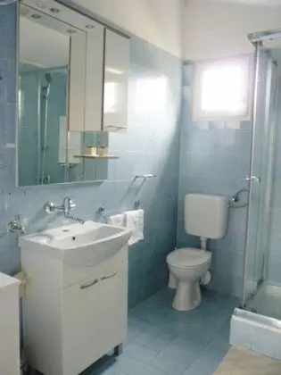 Apart Daire (Željko - affordable and with sea vie)
