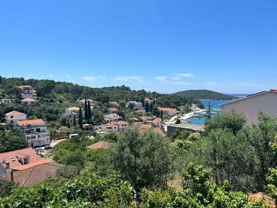 Apart Daire (Željko - affordable and with sea vie)