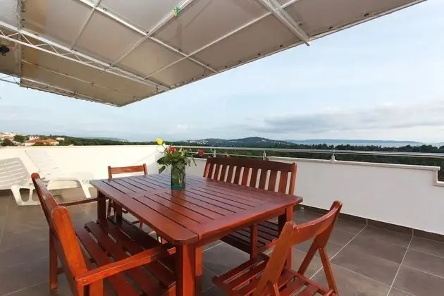 Apart Daire (Zeljko - with garden - A1(4))