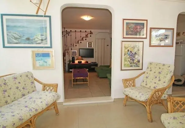 Ev (Zeljko - with nice garden - H(5))