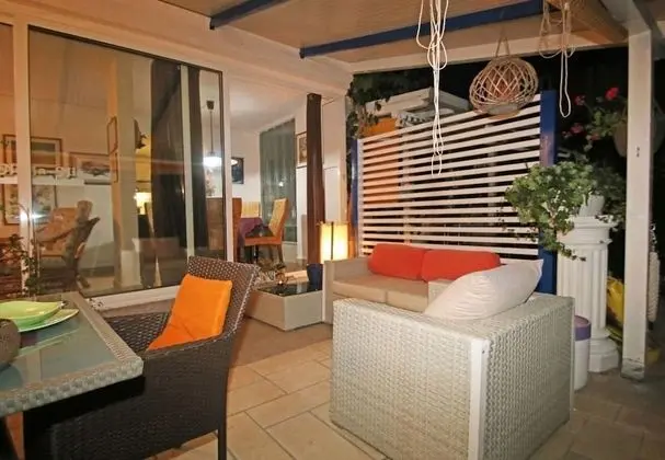 Ev (Zeljko - with nice garden - H(5))