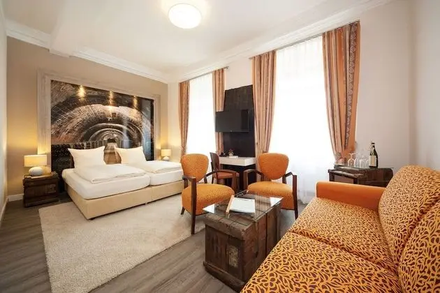 Deluxe Tek Büyük Yataklı Oda