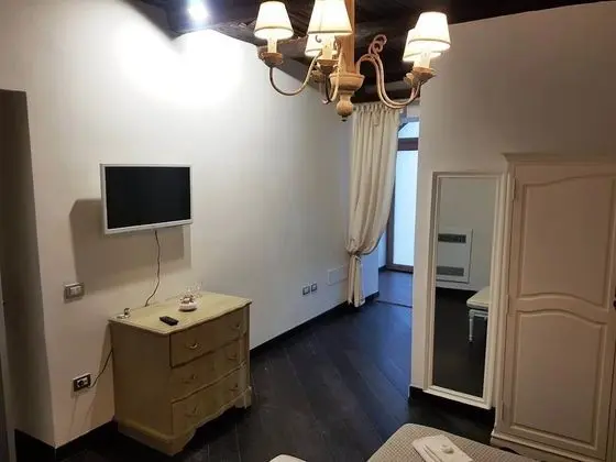 Tek Büyük Yataklı Oda