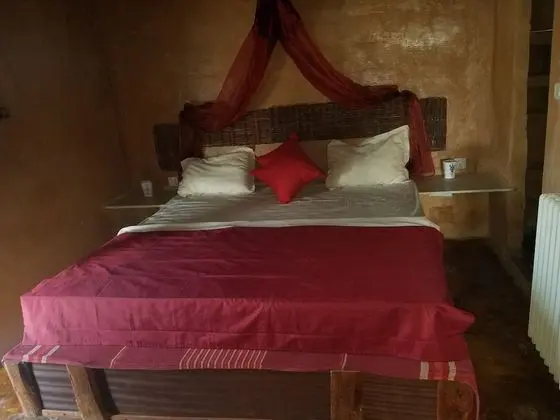 İki Ayrı Yataklı Oda, 1 Büyük (Queen) Boy Yatak, Veranda, Havuz Manzaralı