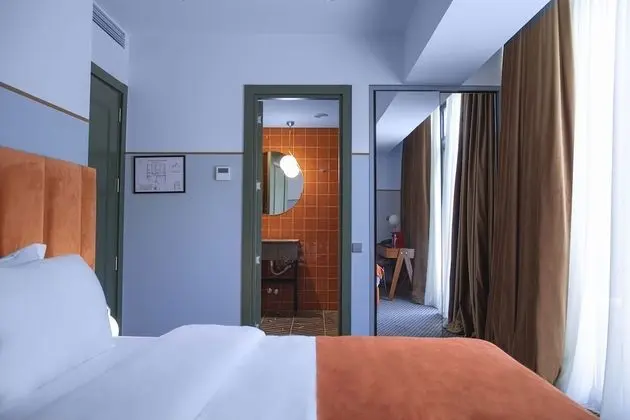 Standard Tek Büyük Yataklı Oda