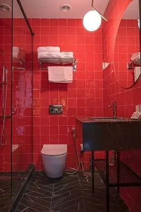 Standard Tek Büyük Yataklı Oda
