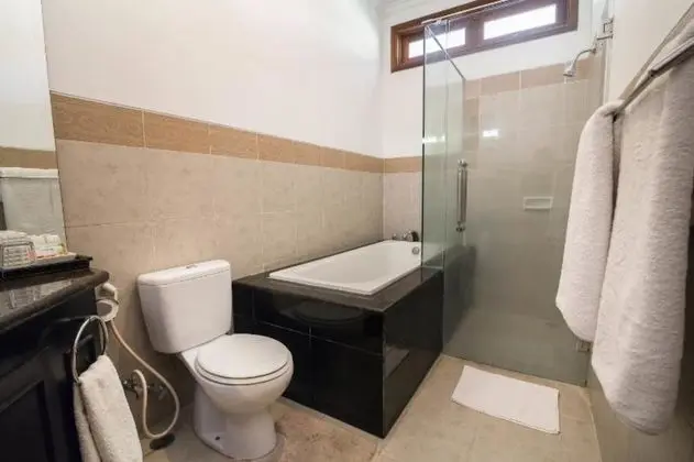 Luxury Villa, 2 Yatak Odası, Mutfak, Havuz Manzaralı