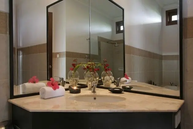 Luxury Villa, 2 Yatak Odası, Mutfak, Havuz Manzaralı