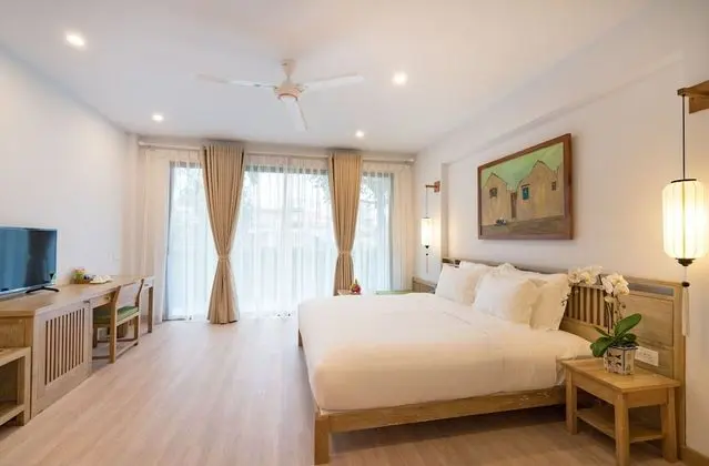 Deluxe Tek Büyük veya İki Ayrı Yataklı Oda, Balkon