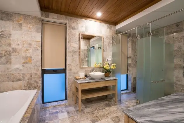 Deluxe Tek Büyük veya İki Ayrı Yataklı Oda, Balkon