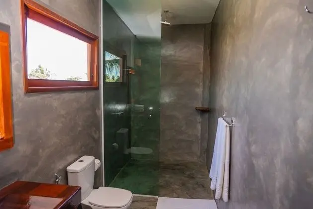 Premium Tek Büyük Yataklı Oda, Havuz Manzaralı