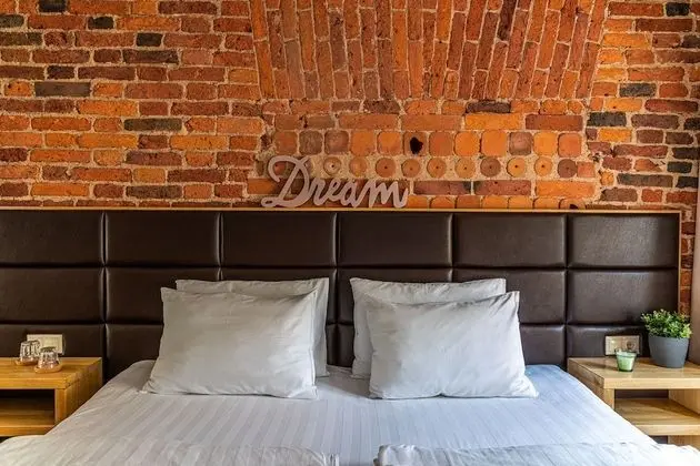 Comfort Tek Büyük veya İki Ayrı Yataklı Oda