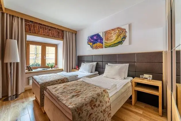 Comfort Tek Büyük veya İki Ayrı Yataklı Oda