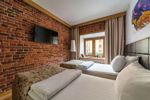 Comfort Tek Büyük veya İki Ayrı Yataklı Oda