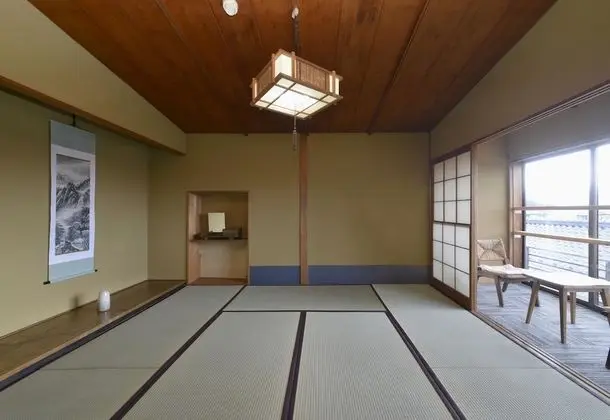 Basic Üç Kişilik Oda, Japon Şiltesi