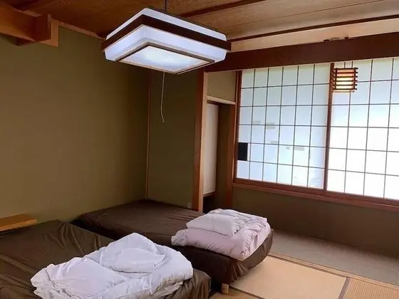 Basic Üç Kişilik Oda, Japon Şiltesi