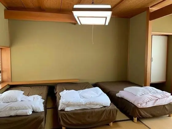 Basic Üç Kişilik Oda, Japon Şiltesi