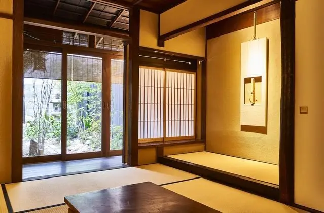 Ev (Private Vacation)