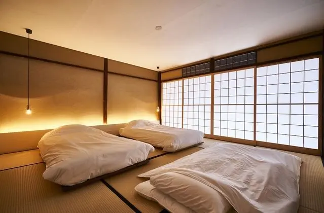 Ev (Private Vacation)