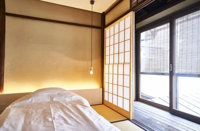 Ev (Private Vacation)