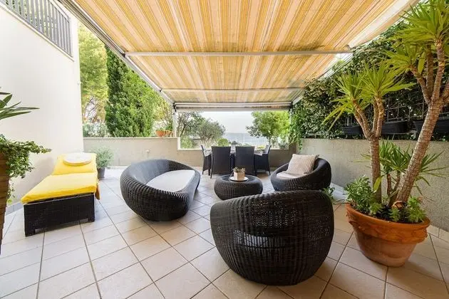 Deluxe Apart Daire