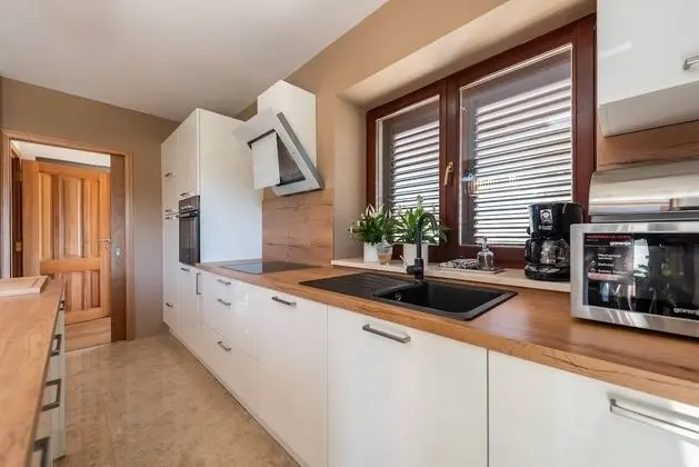 Luxury Apart Daire, Bahçe Manzaralı