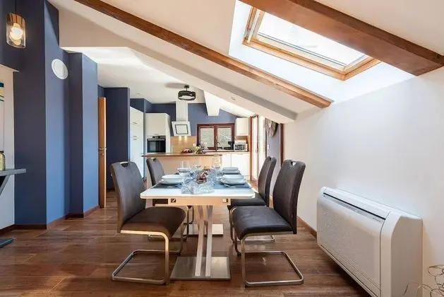 Luxury Apart Daire, Deniz Manzaralı