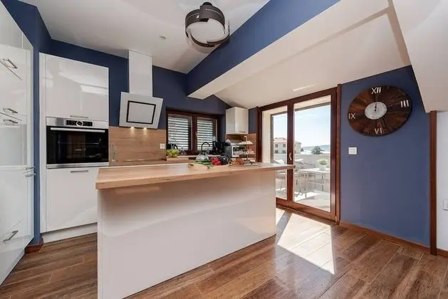 Luxury Apart Daire, Deniz Manzaralı