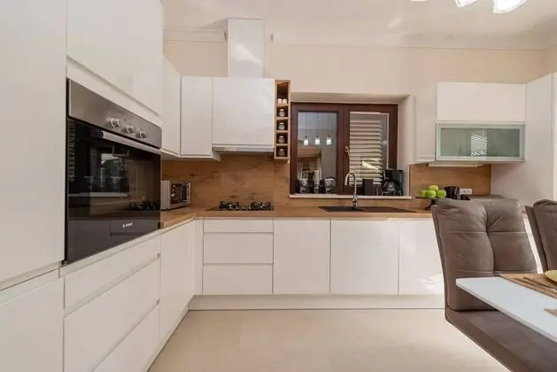 Luxury Apart Daire, Zemin Kat