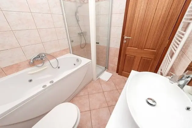 Luxury Apart Daire, Zemin Kat