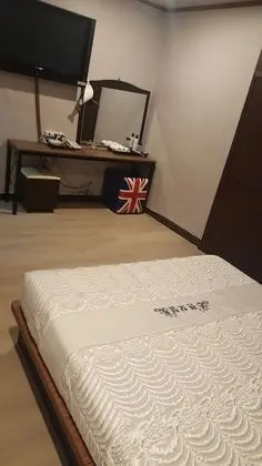 Tek Büyük Yataklı Oda, 1 Büyük (Queen) Boy Yatak