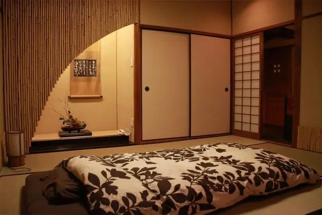 Traditional Oda (Japanese Style, HANASAKAKI)