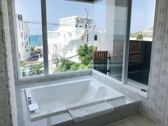 Luxury Tek Büyük Yataklı Oda