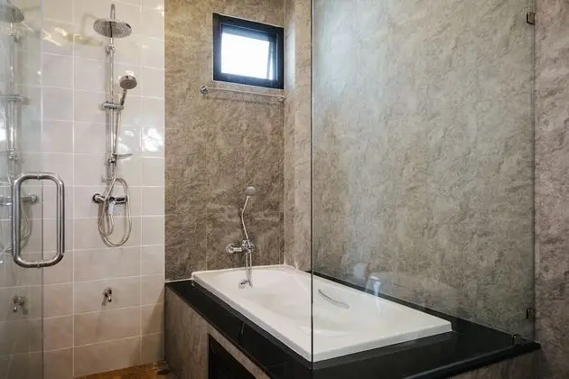 Family Suite Triple Room