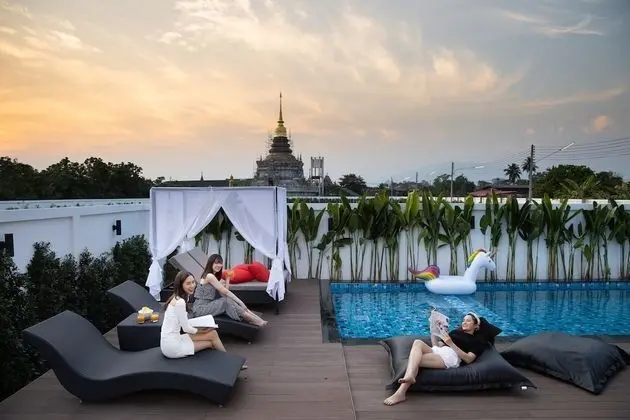 Royal Grand Emperor Pool Villa