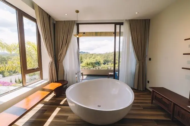 Deluxe Üç Kişilik Oda, Dağ Manzaralı