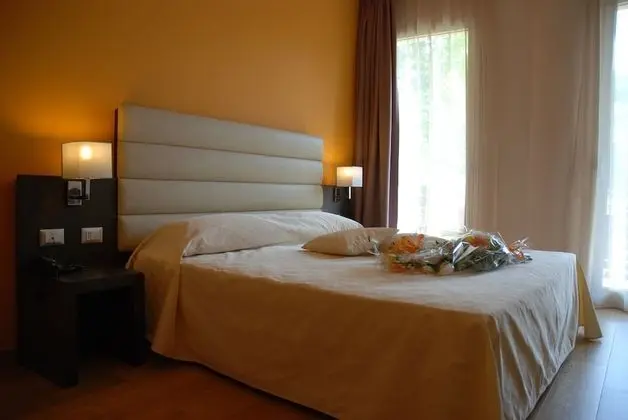 Standard Tek Büyük veya İki Ayrı Yataklı Oda, Balkon