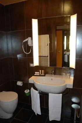 Standard Tek Büyük veya İki Ayrı Yataklı Oda, Balkon