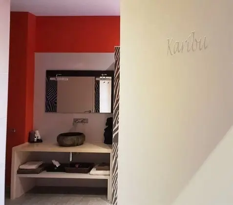 Deluxe Tek Büyük Yataklı Oda (Karibu)