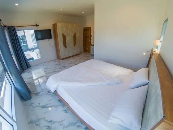 Deluxe Tek Büyük Yataklı Oda