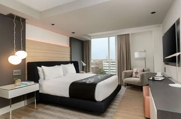 Executive Oda, 1 En Büyük (King) Boy Yatak, Şehir Manzaralı (Zena)