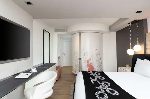 Executive Oda, 1 En Büyük (King) Boy Yatak, Şehir Manzaralı (Zena)