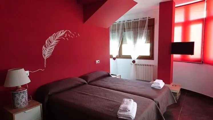 Tek Büyük Yataklı Oda, Ortak Banyo